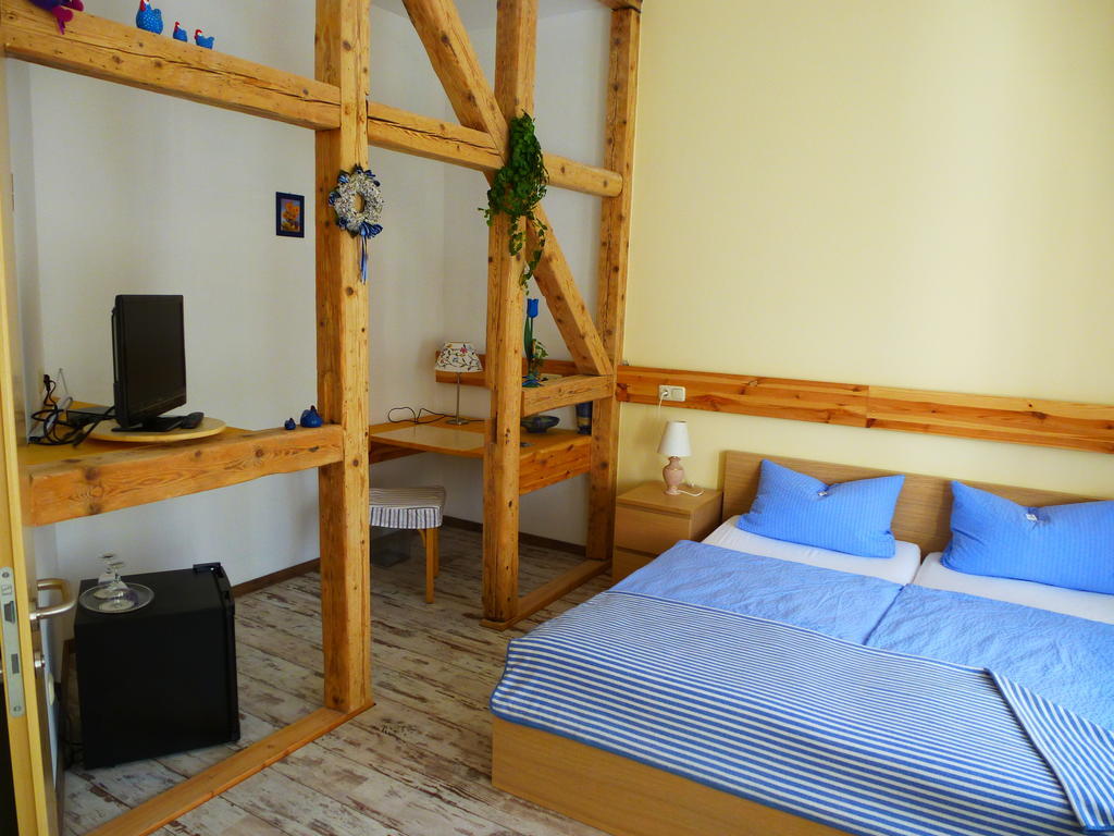 Hotel Landhaus-Puettmann Fröndenberg Esterno foto