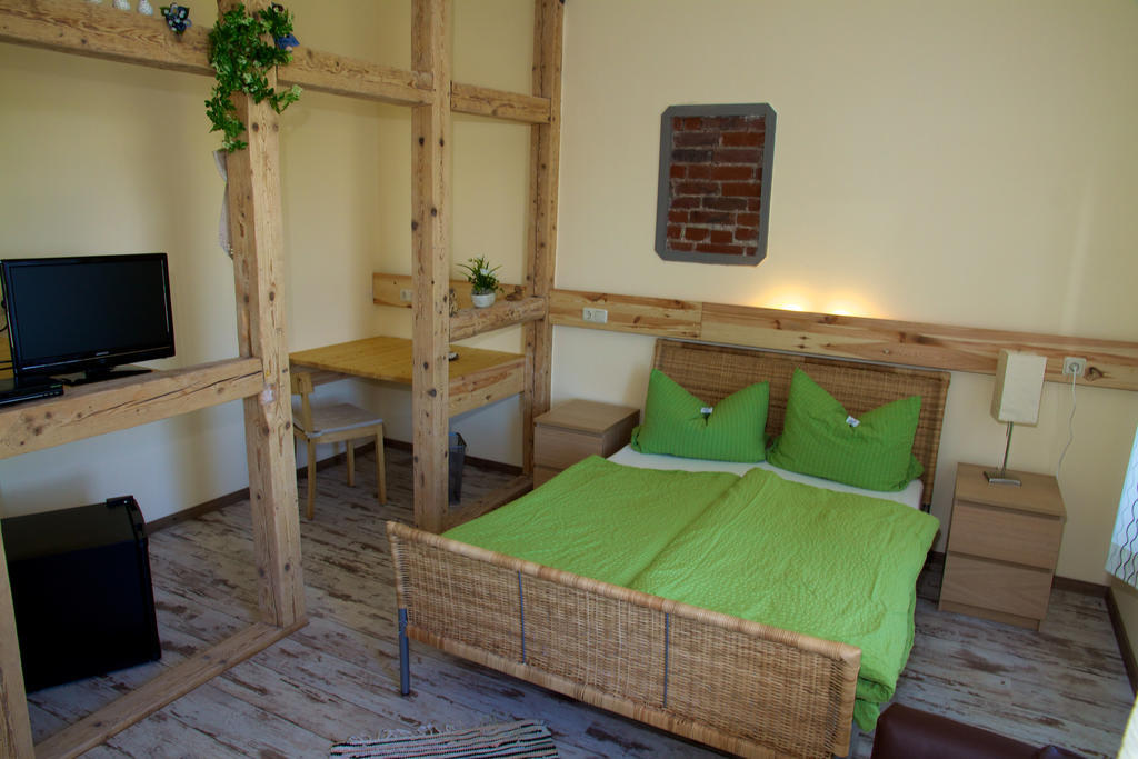 Hotel Landhaus-Puettmann Fröndenberg Esterno foto