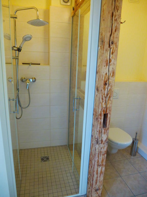 Hotel Landhaus-Puettmann Fröndenberg Esterno foto